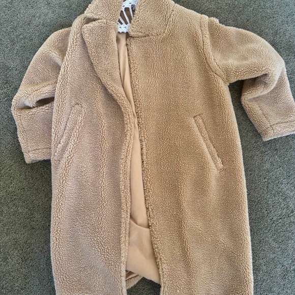 Alo Yoga Oversized Sherpa Trenchcoat In Camel Teddy Jacket SZ xxs - Picture 4 of 4